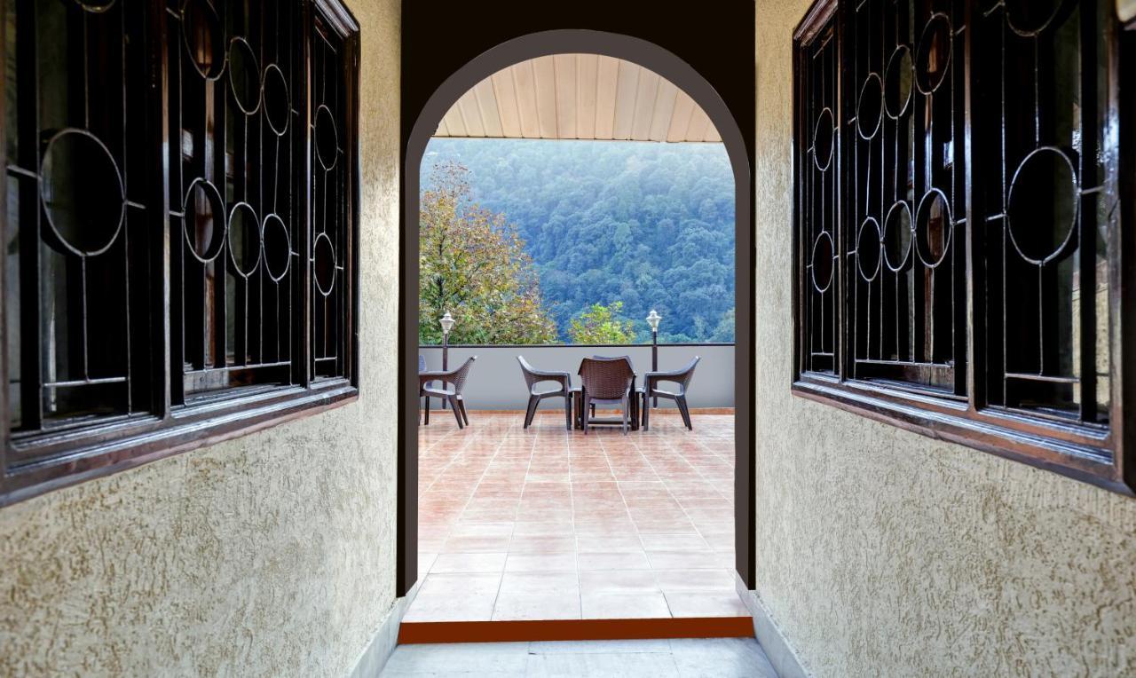 Itsy By Treebo - Flatties Hotell Nainital Exteriör bild